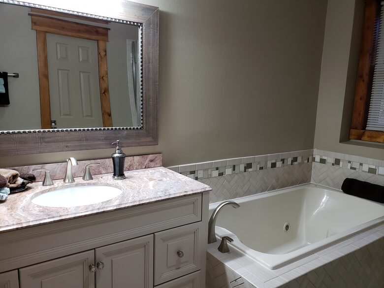 Jetted Tub