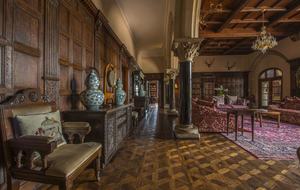 Huntsham Court (R)
