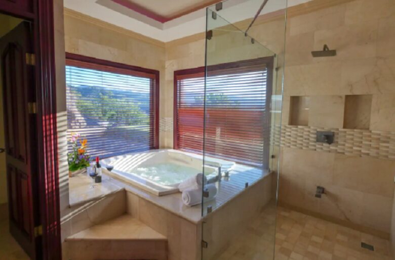 Ocean View Hermosa Luxury Villa - Hermosa, Costa Rica