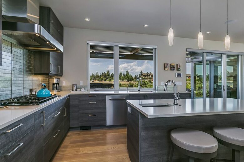 Riverside Landing - Bend, Oregon
