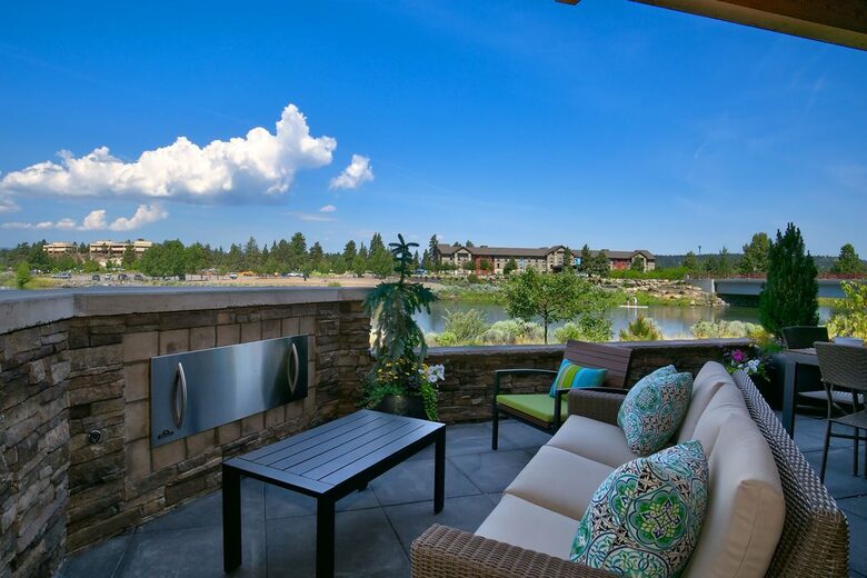 Riverside Landing - Bend, Oregon