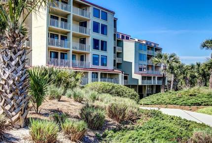 Peaceful Oceanfront Villa - Fernandina Beach, Florida