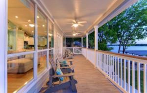 Perfect Lakehouse Getaway on Lake LBJ - Horseshoe Bay/Kingsland - Kingsland, Texas