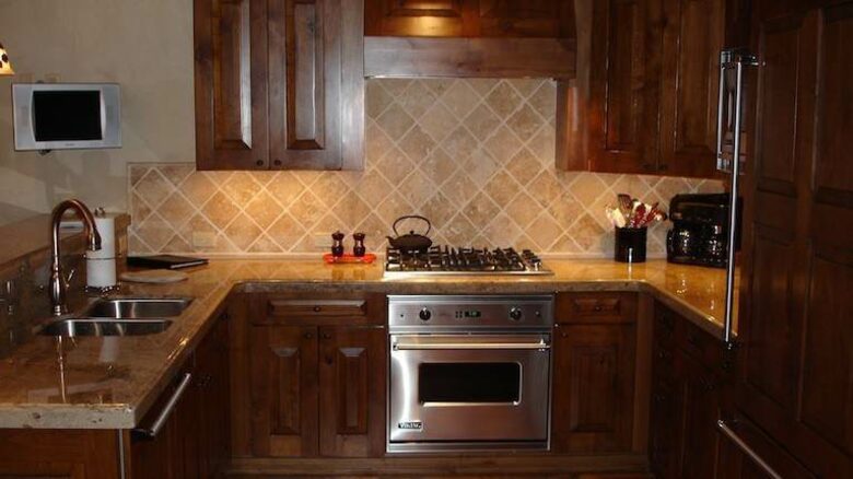 Aspen Mountain Residences - Studio Residence - Aspen, Colorado