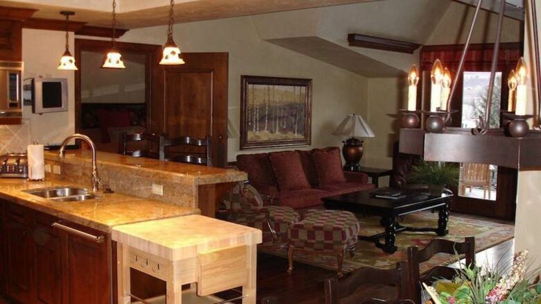 Aspen Mountain Residences - Studio Residence - Aspen, Colorado