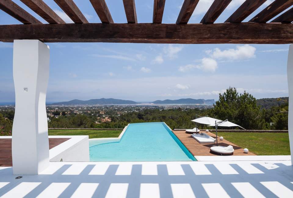 Blue Star (R) - Ibiza, Spain