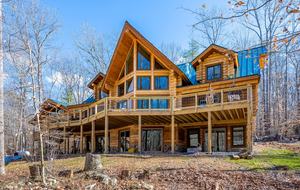 Custom Luxury Log Home at Sugarloaf Mountain - Dickerson, Maryland