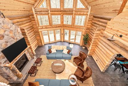 Custom Luxury Log Home at Sugarloaf Mountain - Dickerson, Maryland