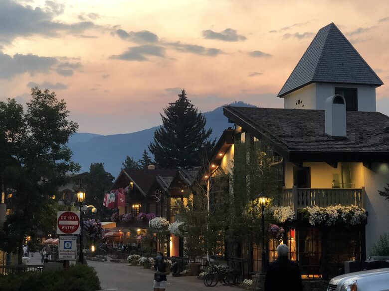 Beautiful Vail Village, steps away from the front door