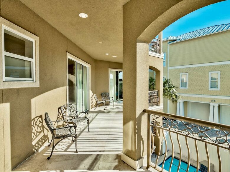 Emerald Breeze - Miramar Beach, Florida