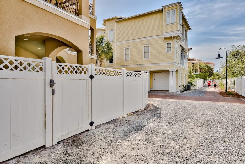 Emerald Breeze - Miramar Beach, Florida