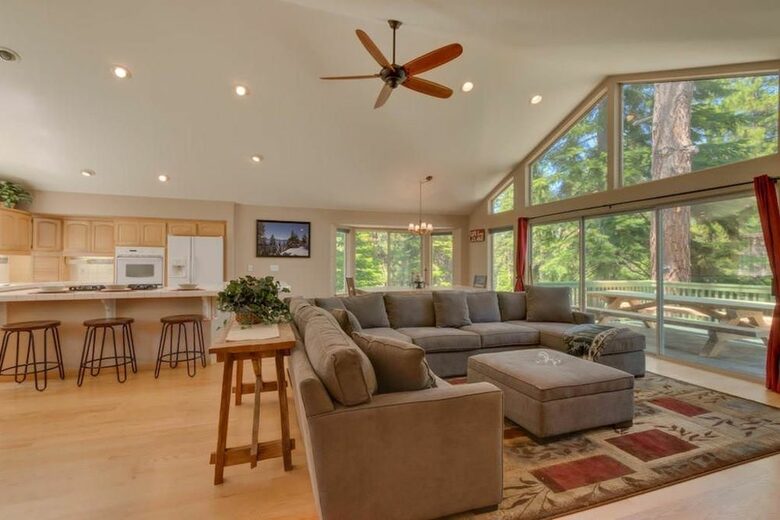 Oak Ridge Retreat - South Lake Tahoe, California