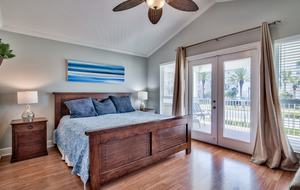Crystal Breeze - Destin, Florida