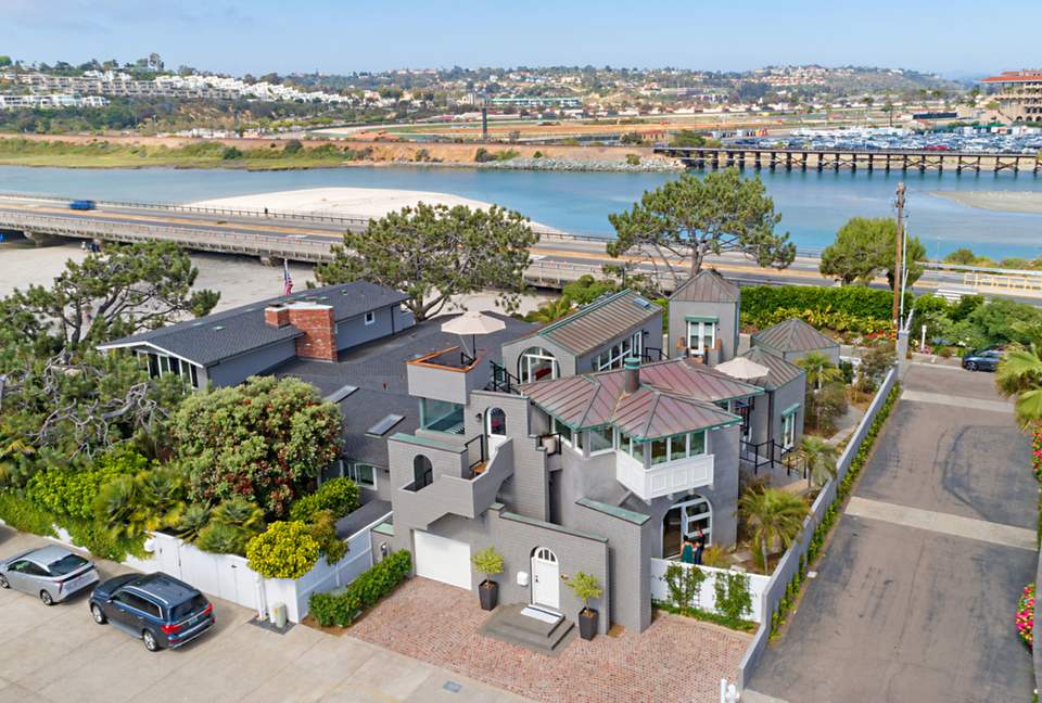 Sandy Lane Tree House - Del Mar, California