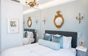 The Vivant - Paris, France