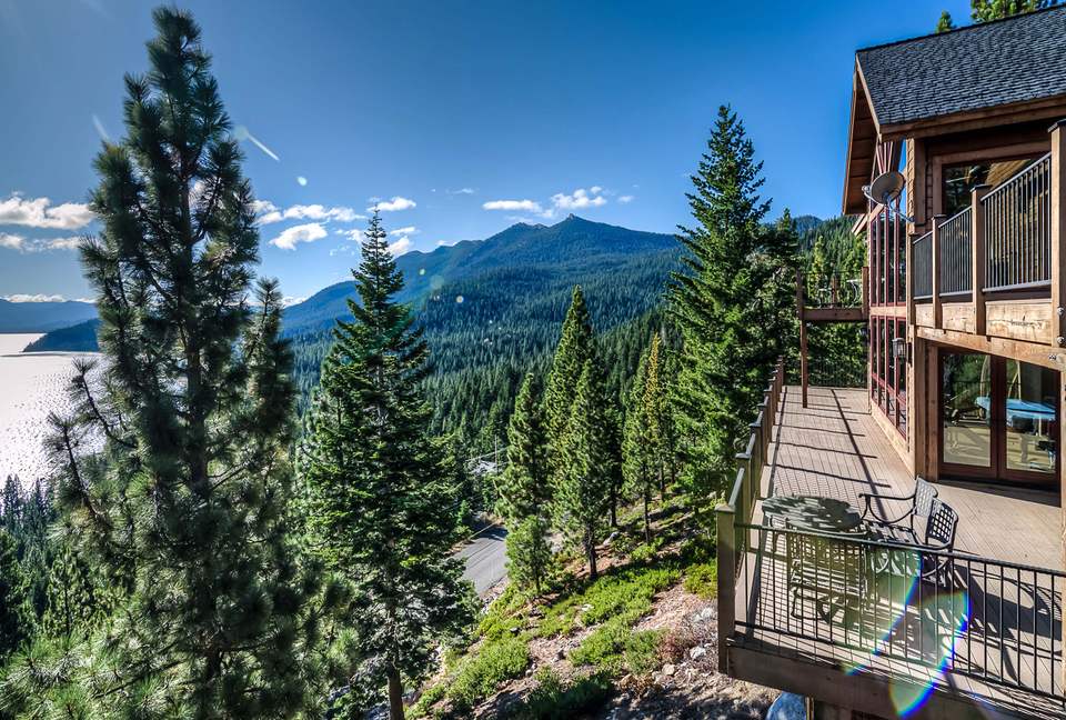 Unforgettable Lake Tahoe Cabin - Tahoma, California