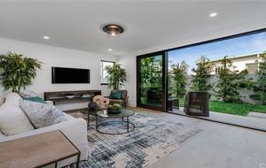 Luxurious New Beach Home - Hermosa Beach, California