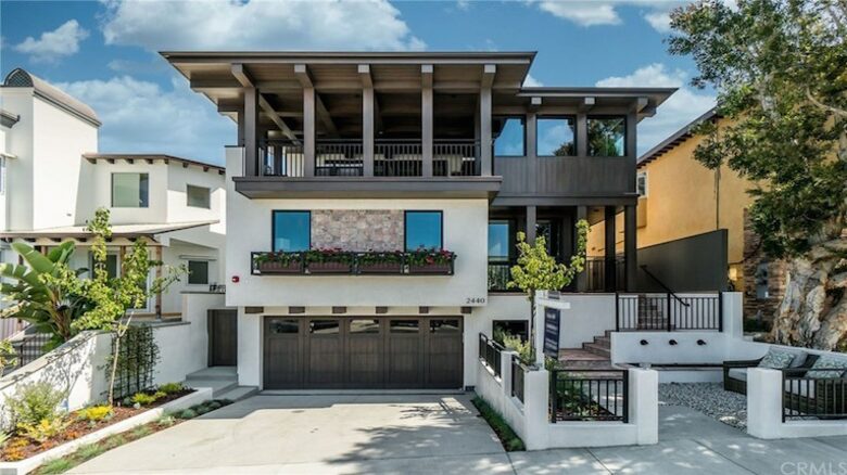 Luxurious New Beach Home - Hermosa Beach, California