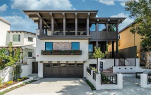 Luxurious New Beach Home - Hermosa Beach, California