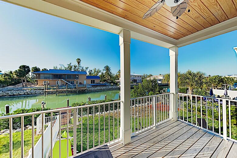 Marathon Caye Canal House - Marathon, Florida
