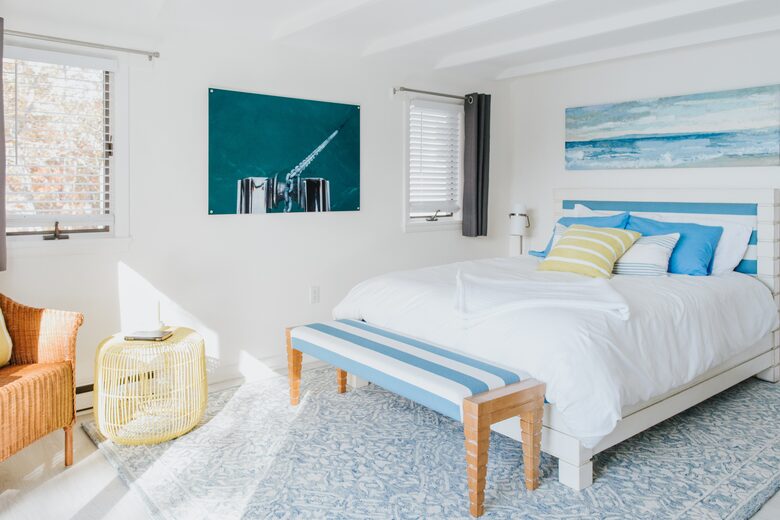 Modern Oceanfront Cottage - Boothbay, Maine