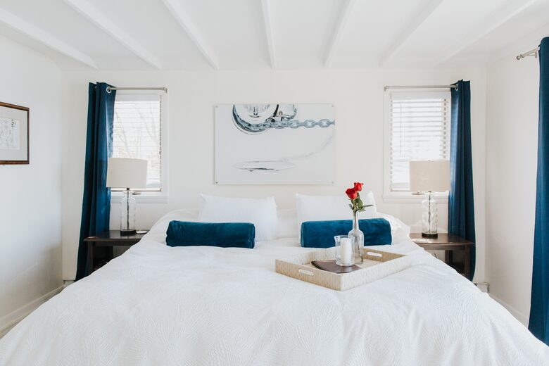 Modern Oceanfront Cottage - Boothbay, Maine