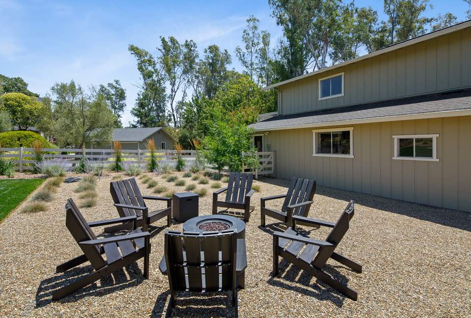 Gorgeous Wine Country Home w/ Pool, Hot Tub & Barn - Sonoma, California