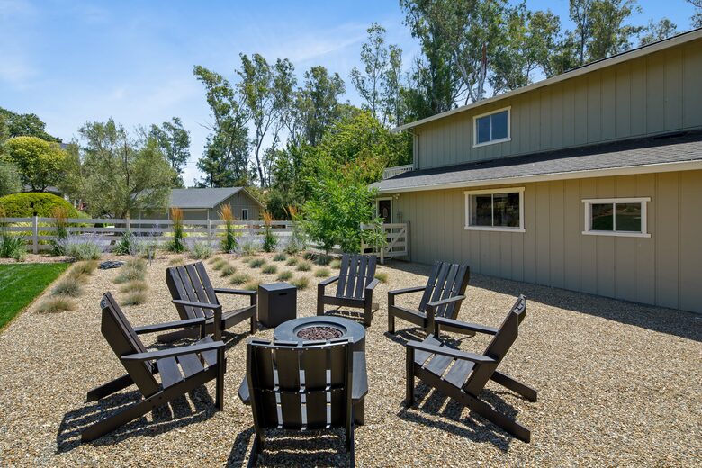Gorgeous Wine Country Home w/ Pool, Hot Tub & Barn - Sonoma, California