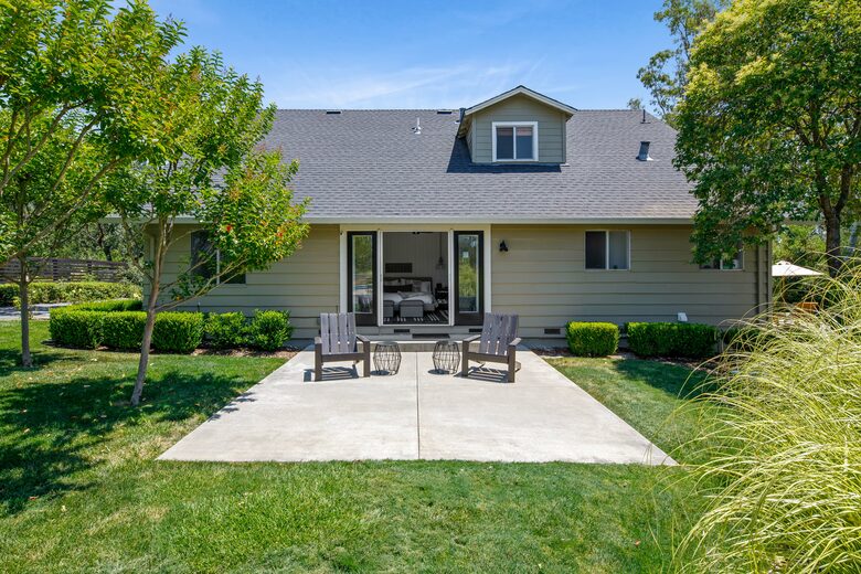 Gorgeous Wine Country Home w/ Pool, Hot Tub & Barn - Sonoma, California