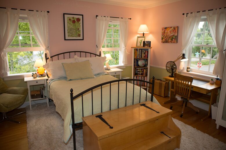 The Sweetpea room