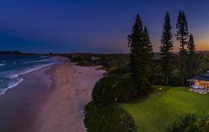 Belongil Sands Byron Bay (R) - Byron Bay, Australia