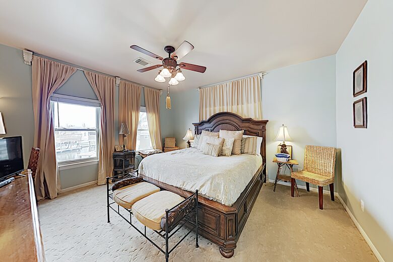 Bayfront Home w/ Deck & Fishing Pier - Hitchcock, Texas