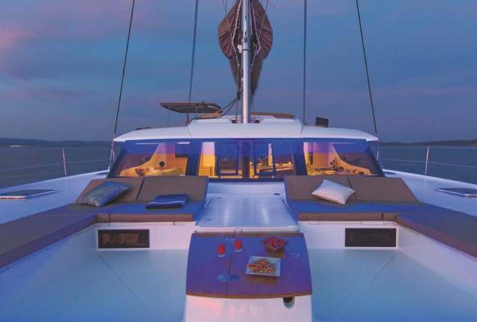 All-Inclusive 7-night TradeWinds AQUA Experience in British Virgin Islands on TW52 Catamaran with Crew - Tortola, Virgin Islands, British
