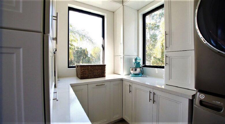 Cobbo's Beach House | With hot tubs, views, and just steps to the beach! - Avila Beach, California