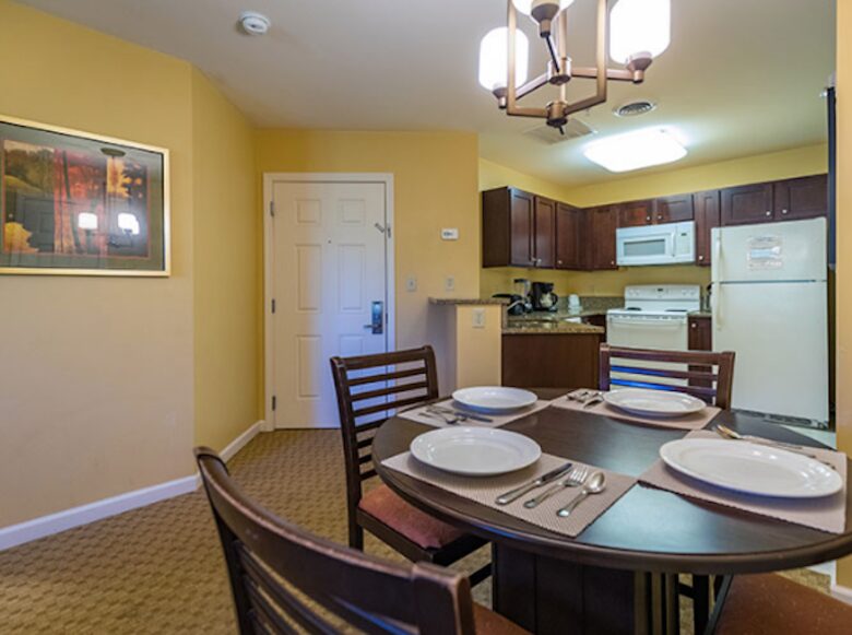 Berkshires 2 Bedroom Family Friendly Residence - Hancock, Massachusetts