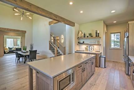 Beautiful New Bend Home - Close to it All! - Bend, Oregon