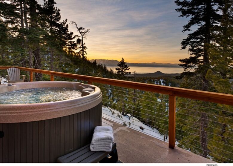 Heavenly Tahoe Lakeview Mountain Home - Stateline, Nevada