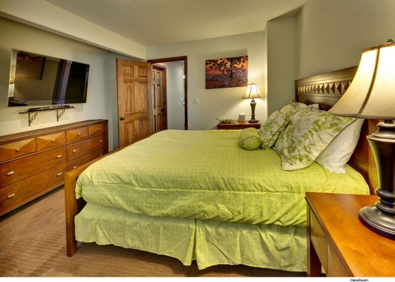 Heavenly Tahoe Lakeview Mountain Home - Stateline, Nevada