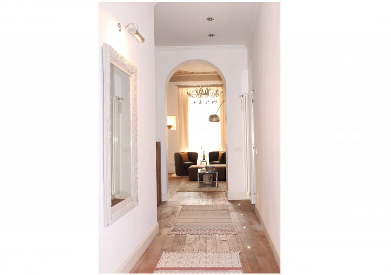 Chic Apartment Steps from the Duomo - Florence - Florence, Italy