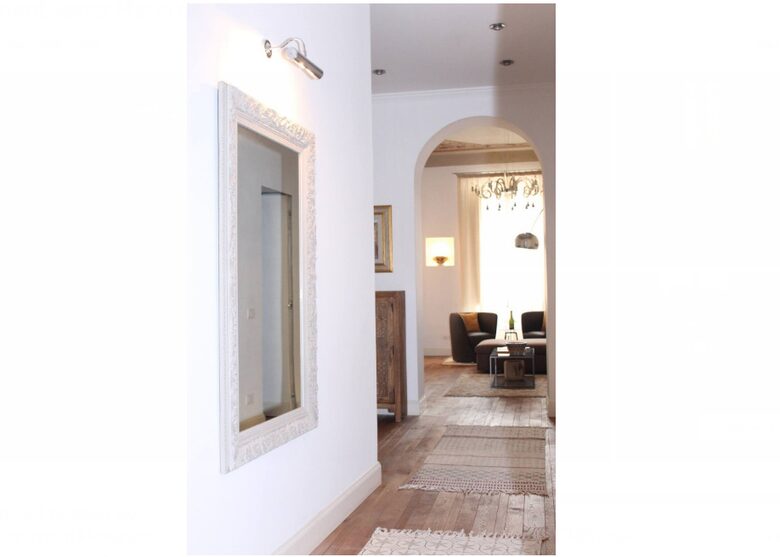 Chic Apartment Steps from the Duomo - Florence - Florence, Italy