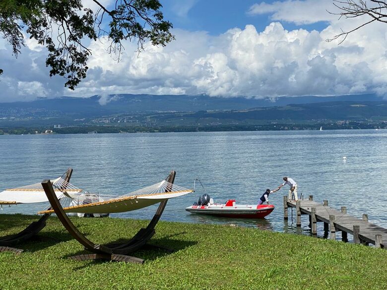Lake Geneva frontlake House & Private Beach - Nernier, France