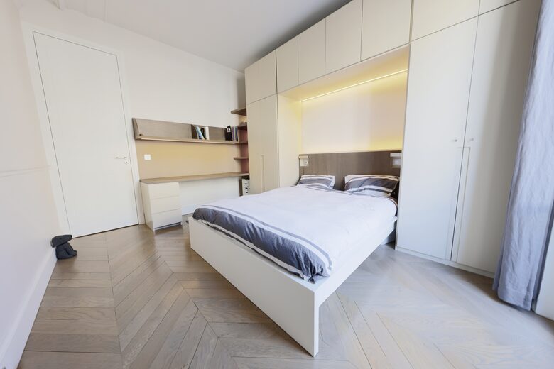 Elegant 5th Arrondissement Apartment (R) - Paris, France