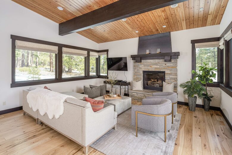 Lavish & Modern Alpine Escape | Near Golf & Skiing - Truckee, California