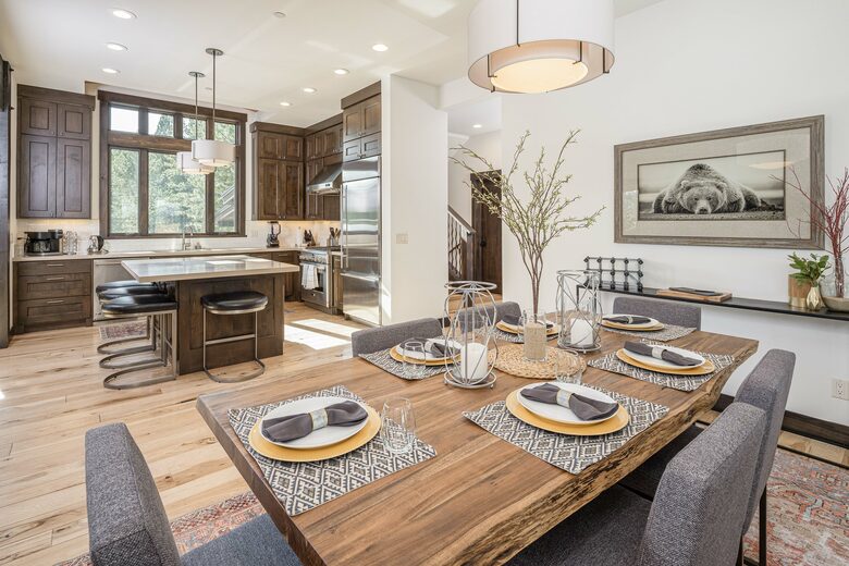 Lavish & Modern Alpine Escape | Near Golf & Skiing - Truckee, California