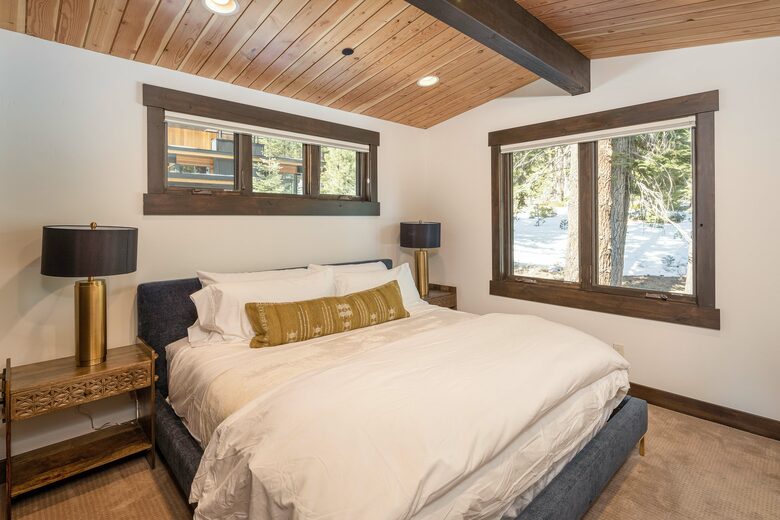 Lavish & Modern Alpine Escape | Near Golf & Skiing - Truckee, California