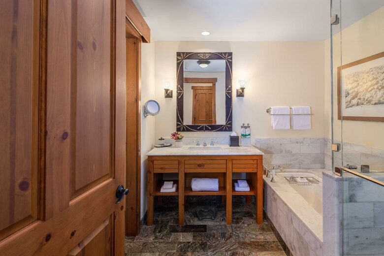 The Lodge at Spruce Peak - 2BR - Stowe, Vermont