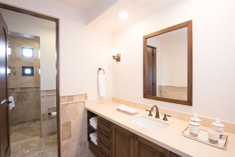 Diamante Beach Estates - Five Bedroom Residence - Cabo San Lucas, Mexico