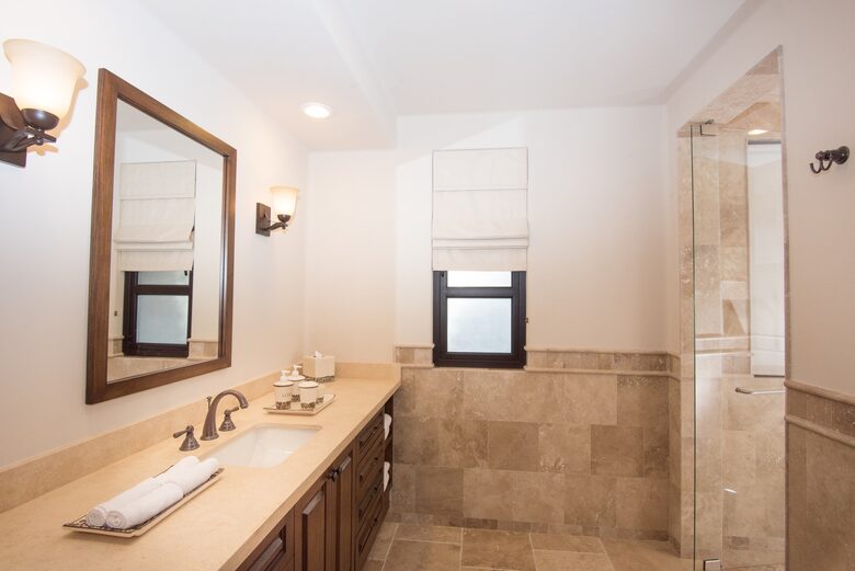 Diamante Beach Estates - Five Bedroom Residence - Cabo San Lucas, Mexico