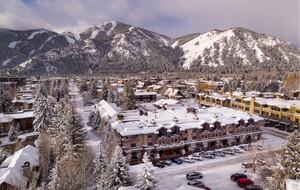 Les Saisons - 2 bedroom - Ketchum, Idaho
