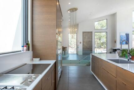 Modern Mountain View - Sandy, Utah